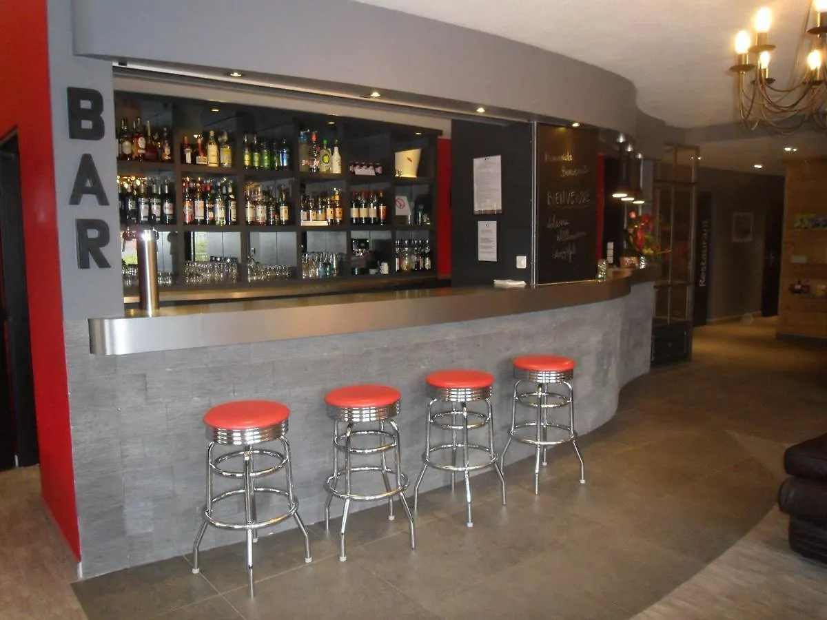 Logis Hotel Burnichon Tarare 2*,  Francia